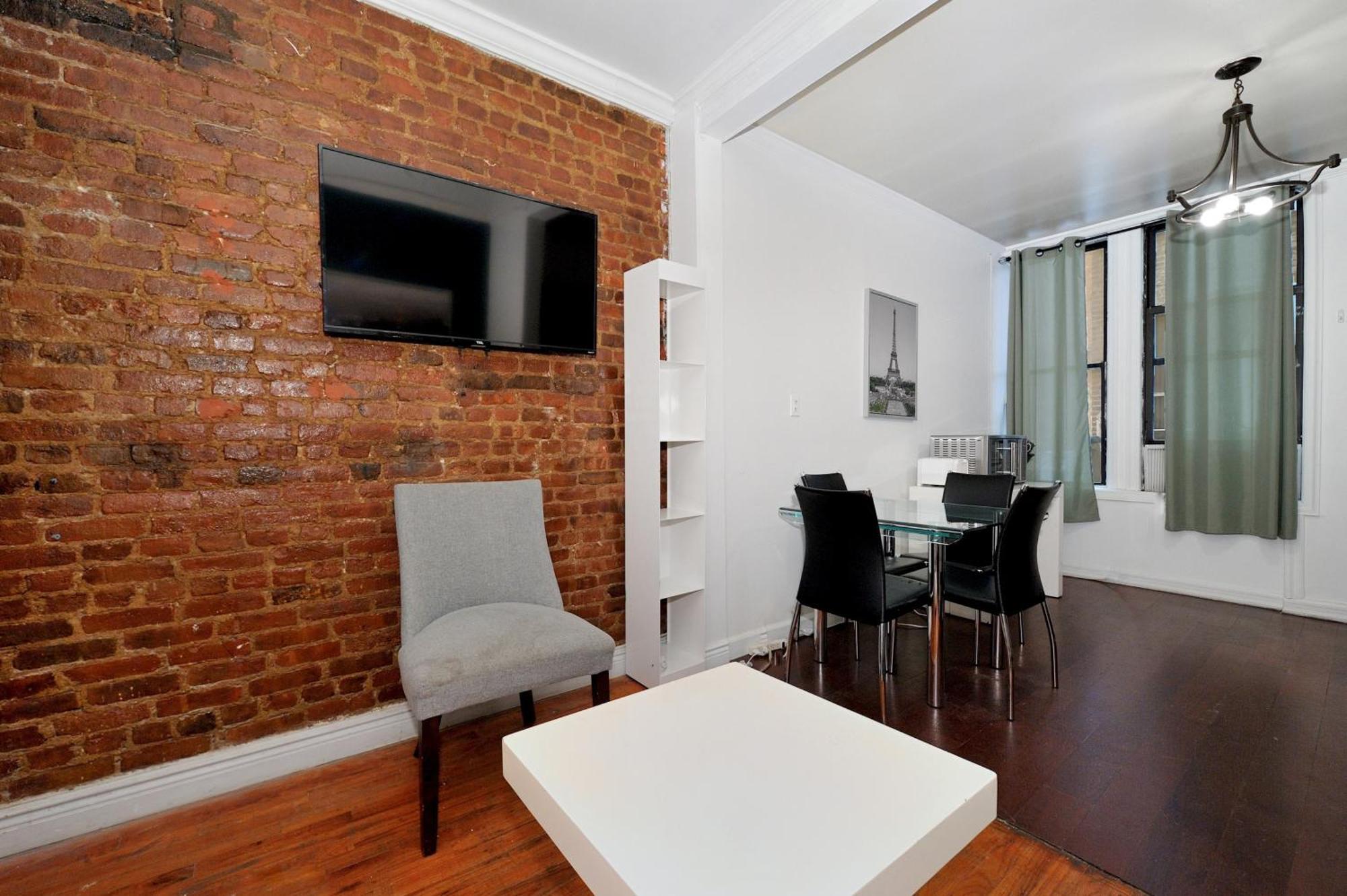 Charming 2br Near Times Square Apartamento